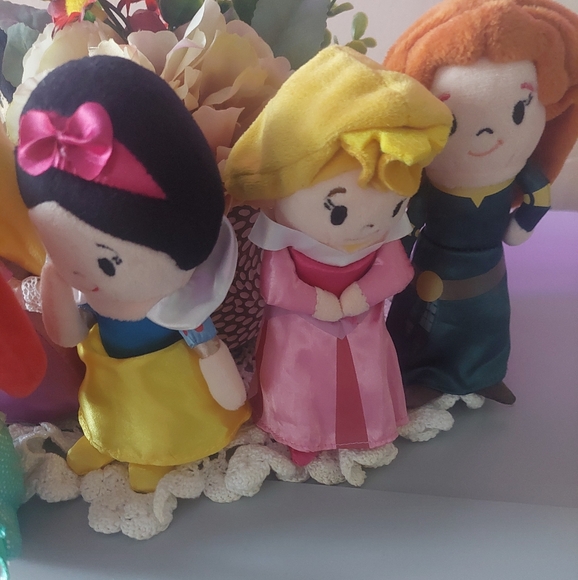 Disney Red and Yellow Plush Toy Collection - Picture 5 of 7